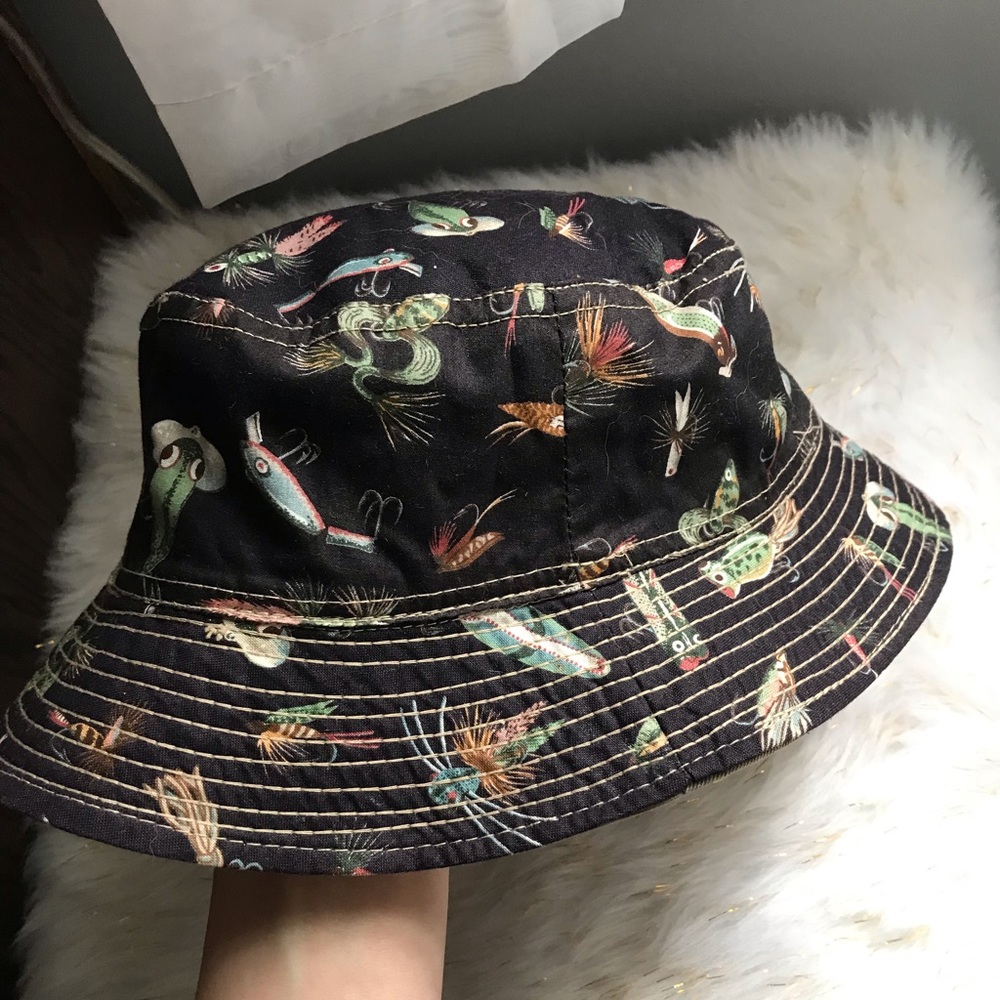 Fish bucket hat